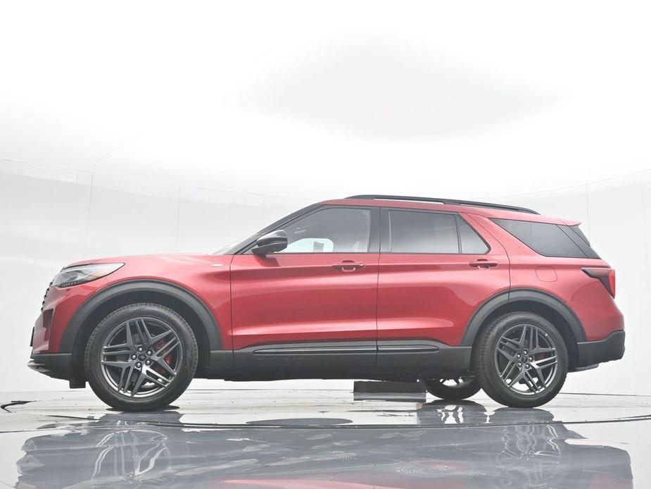 new 2025 Ford Explorer car