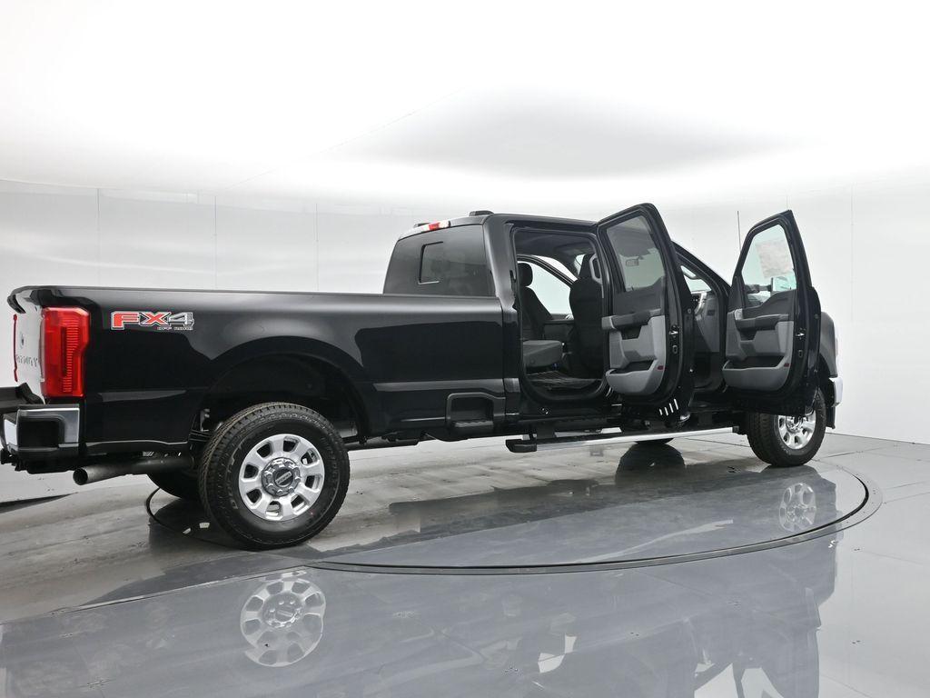 new 2024 Ford F-250 car, priced at $58,605