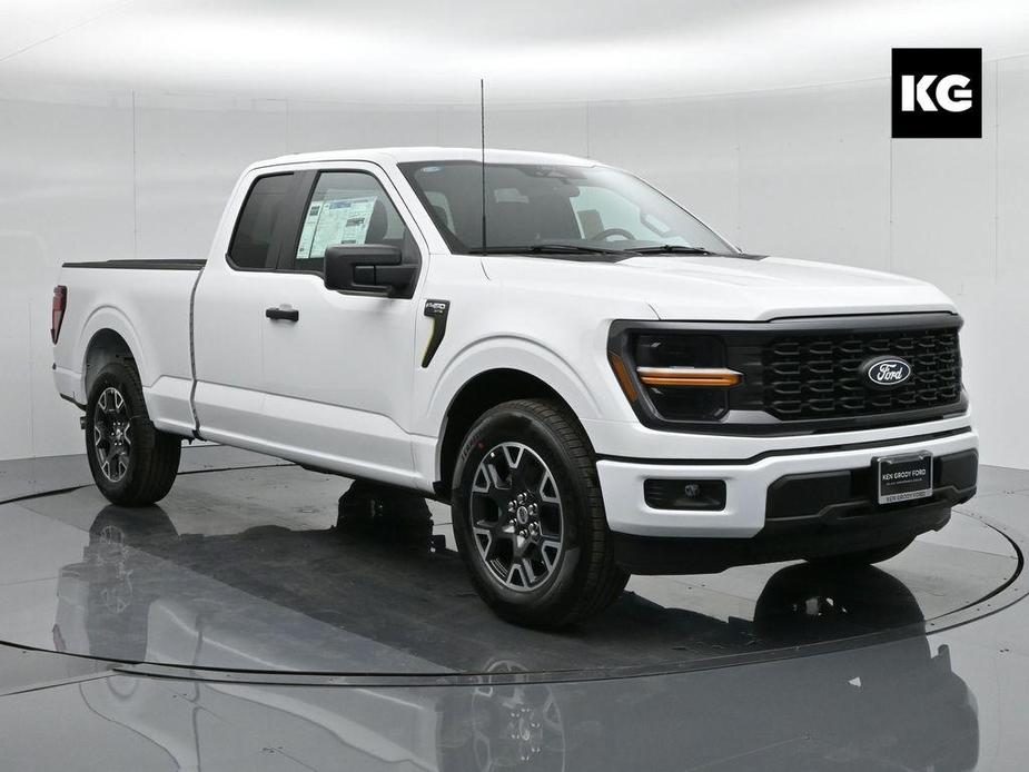 new 2024 Ford F-150 car, priced at $45,995