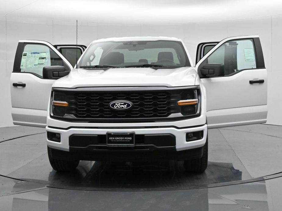 new 2024 Ford F-150 car, priced at $45,995