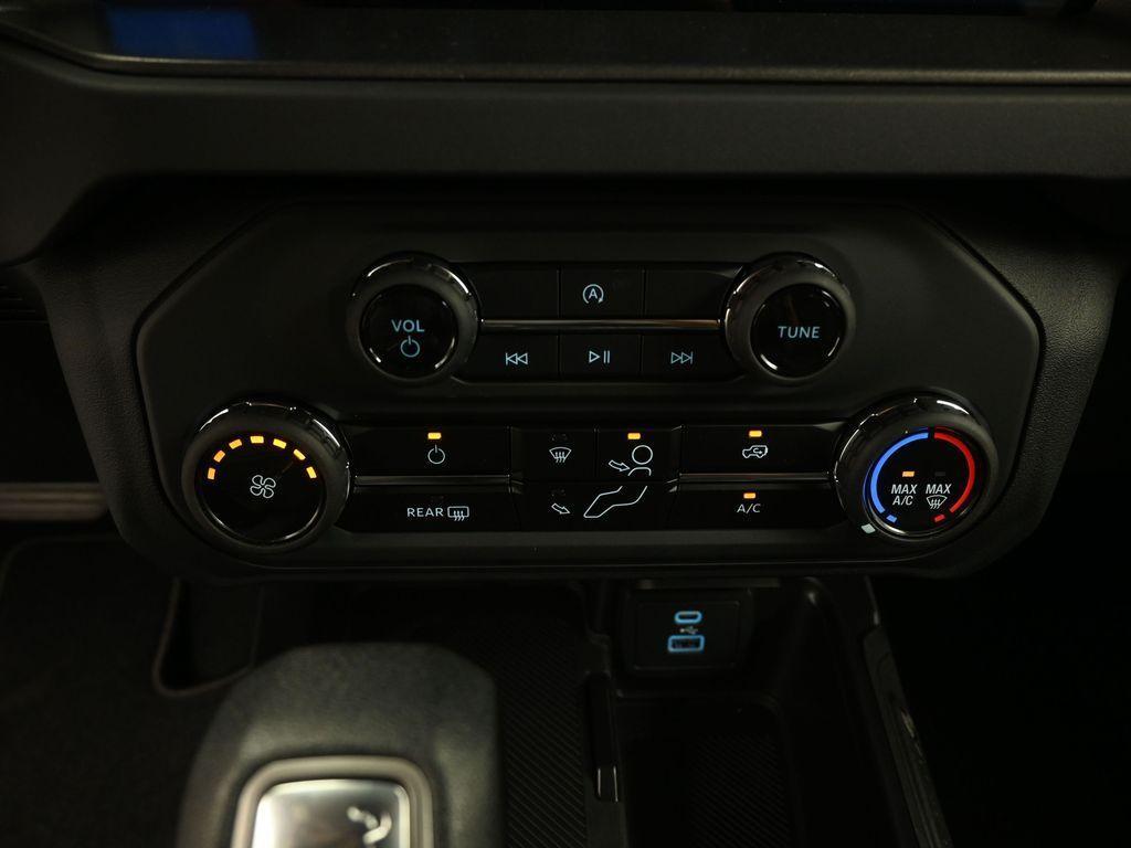 new 2025 Ford Bronco car, priced at $42,399