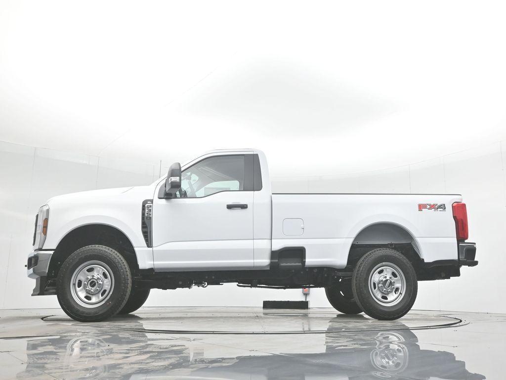 new 2024 Ford F-350 car, priced at $52,400