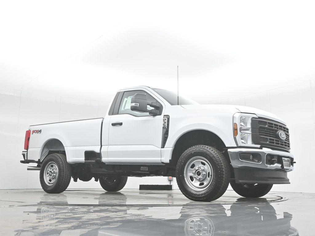 new 2024 Ford F-350 car, priced at $52,400