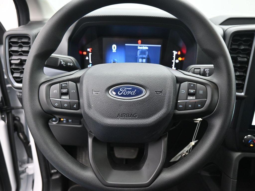 new 2025 Ford Ranger car, priced at $33,820