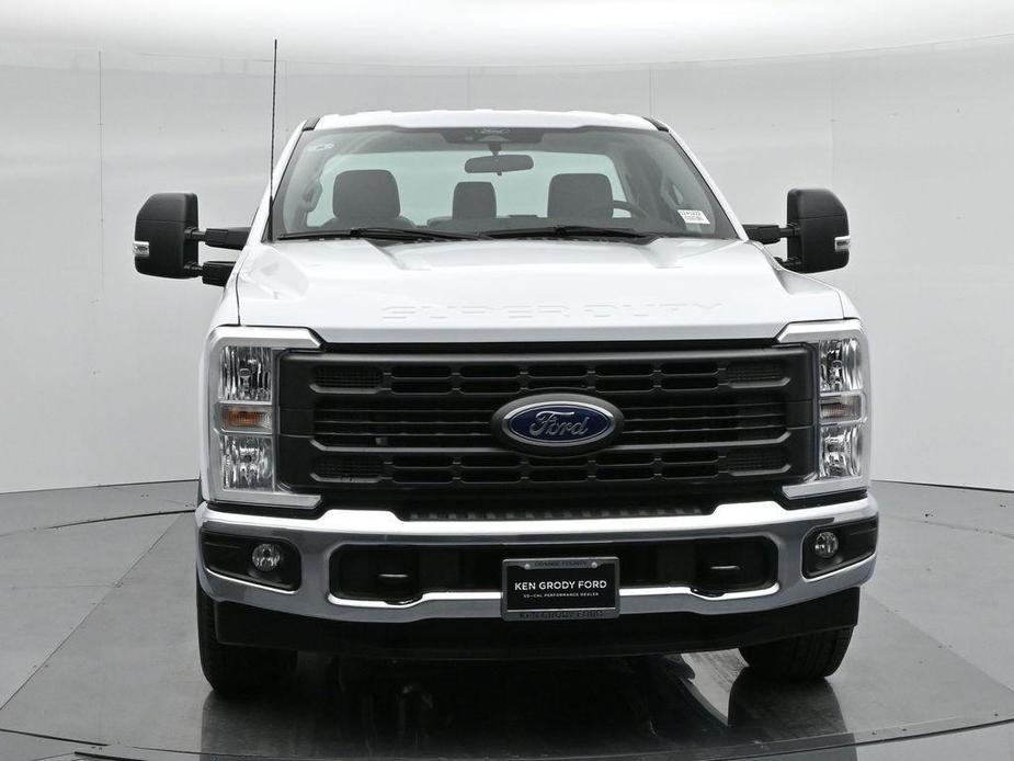 new 2024 Ford F-350 car, priced at $58,895