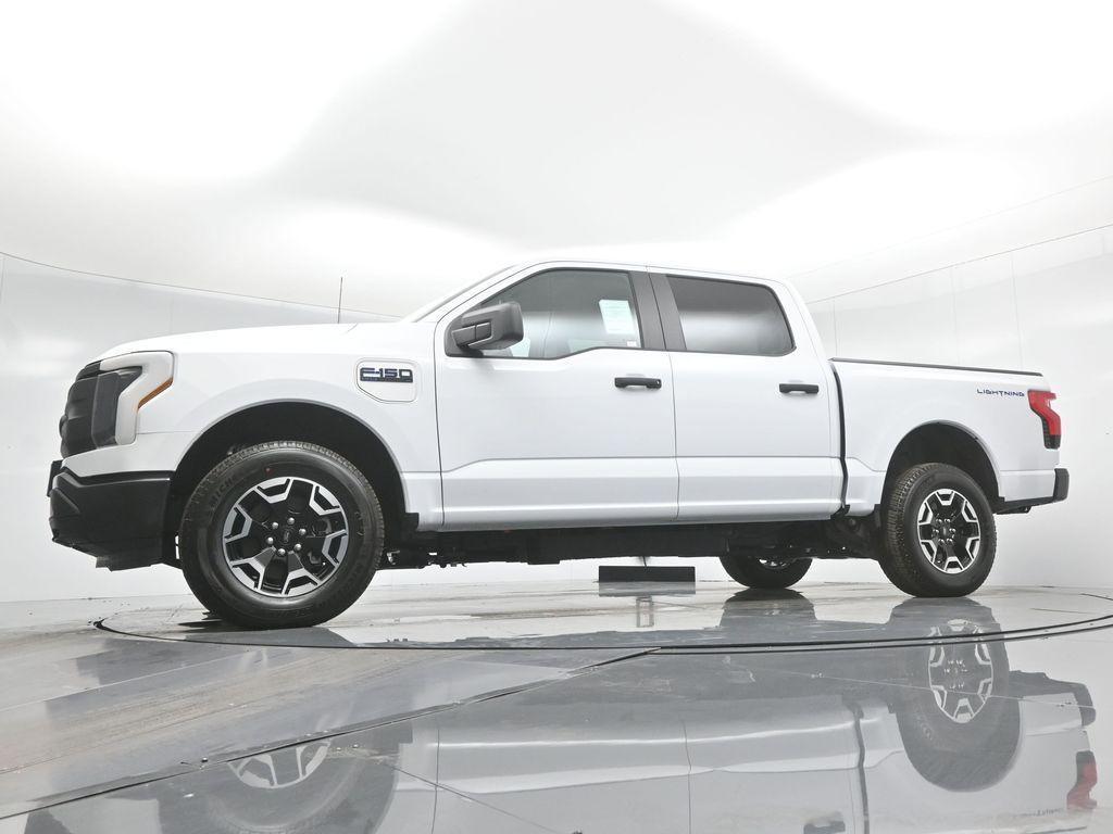 new 2024 Ford F-150 Lightning car, priced at $67,590