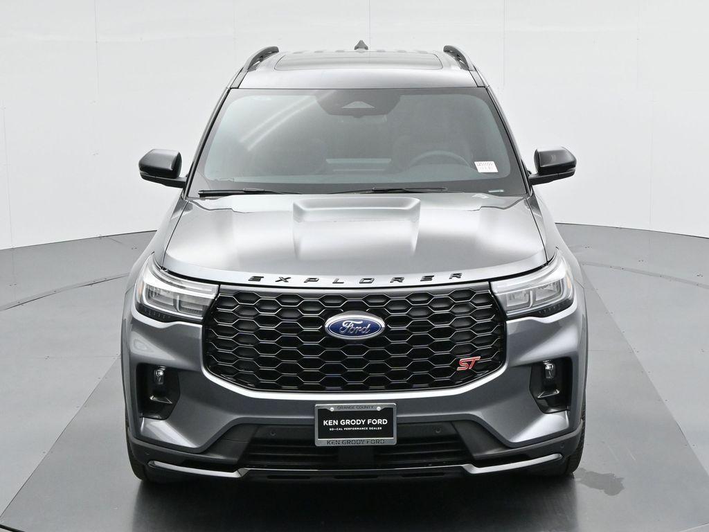 new 2025 Ford Explorer car, priced at $59,790