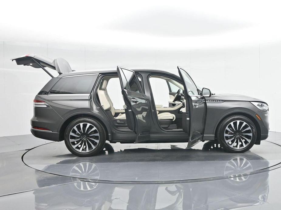 used 2023 Lincoln Aviator car, priced at $76,000