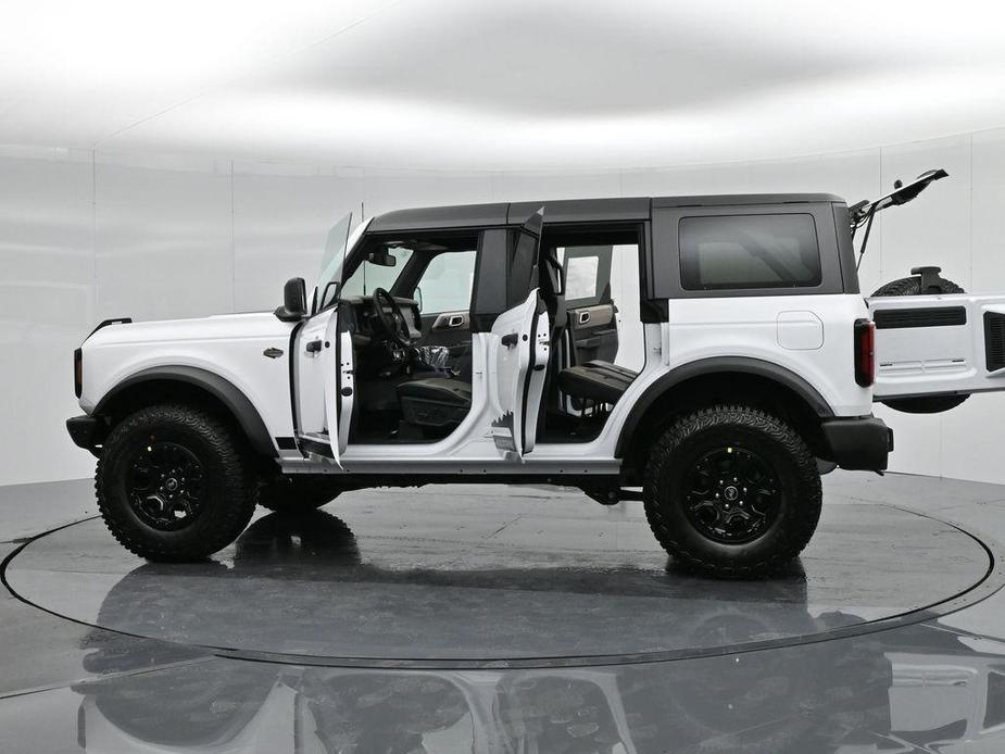 new 2024 Ford Bronco car, priced at $62,530