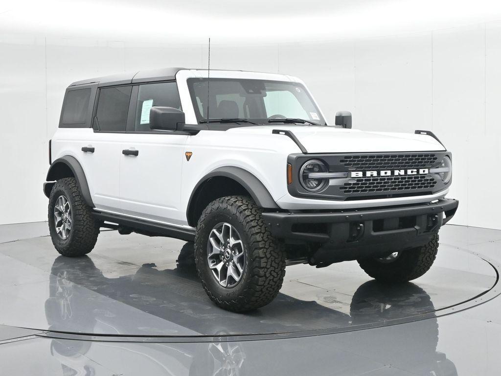 new 2024 Ford Bronco car, priced at $58,615