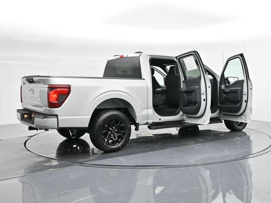 new 2024 Ford F-150 car, priced at $52,680