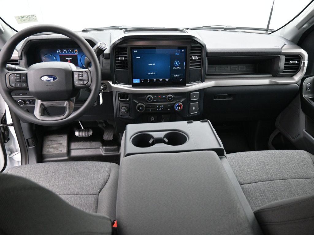 new 2025 Ford F-150 car, priced at $45,040