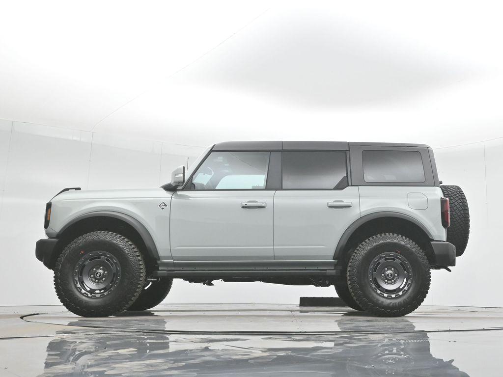 new 2024 Ford Bronco car, priced at $61,220