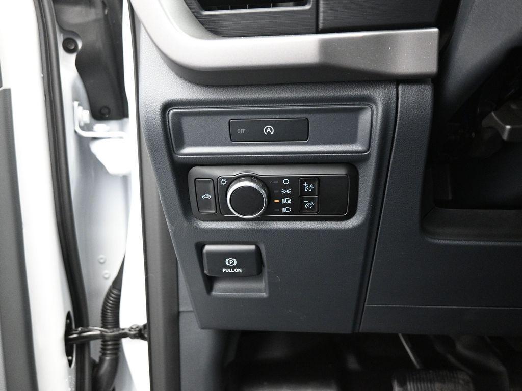 new 2025 Ford F-150 car, priced at $43,105