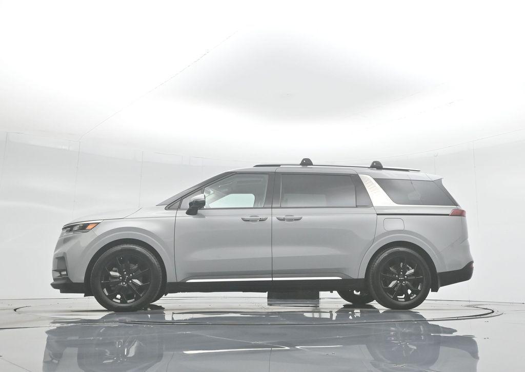used 2023 Kia Carnival car, priced at $34,500