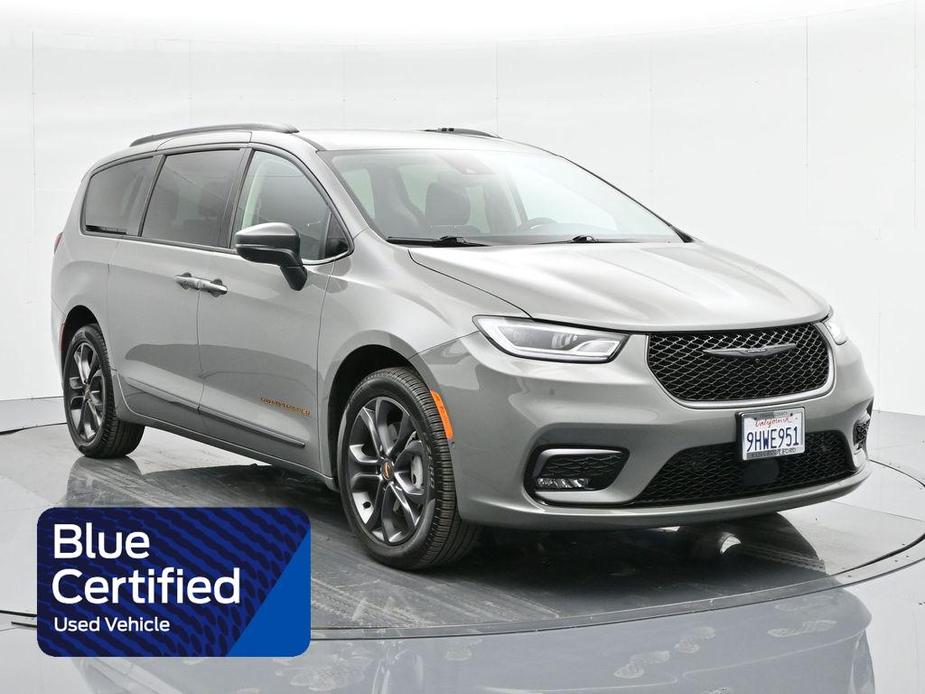 used 2023 Chrysler Pacifica car, priced at $41,851