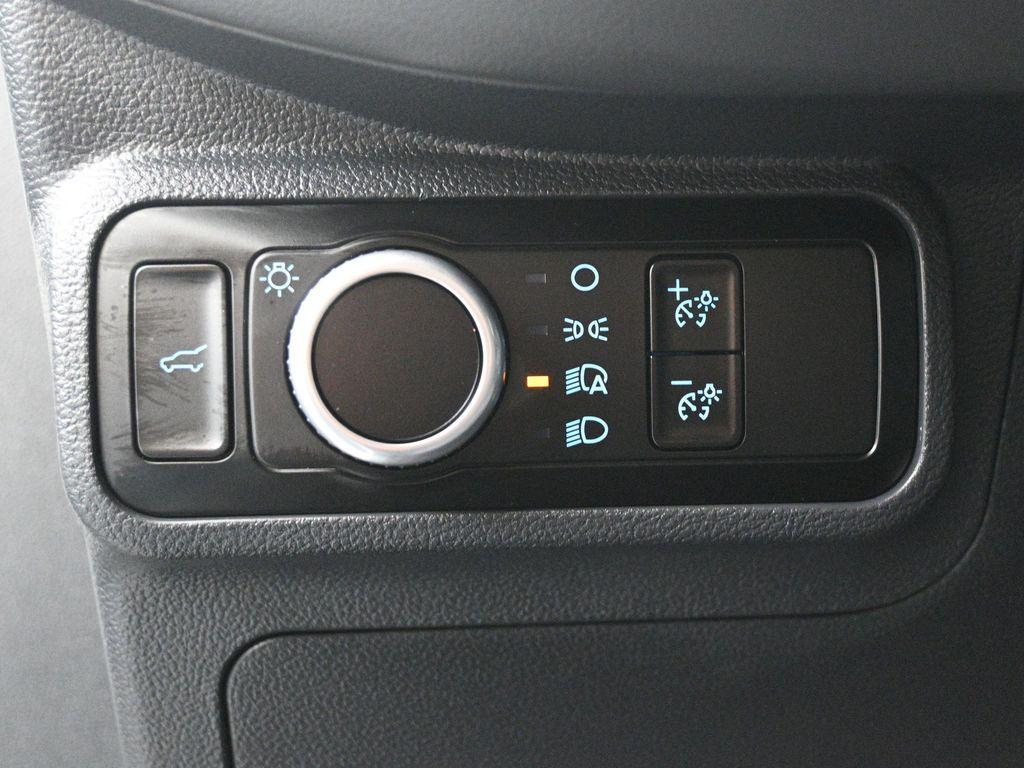 new 2025 Ford Explorer car, priced at $41,440