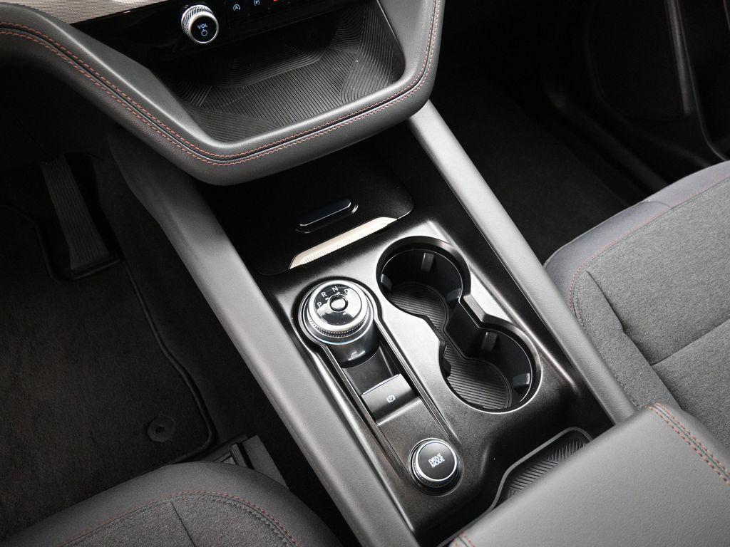 new 2025 Ford Explorer car, priced at $41,440