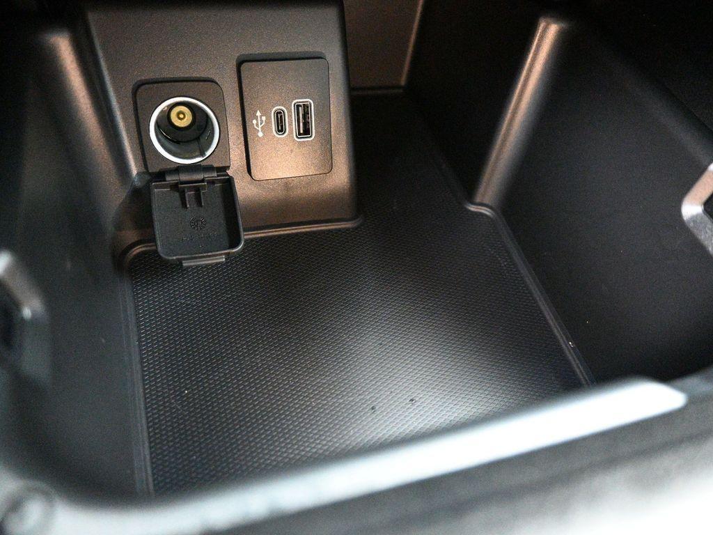 new 2025 Ford Explorer car, priced at $41,440