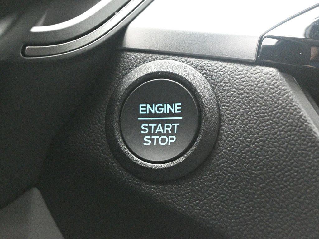 new 2025 Ford Escape car, priced at $30,275