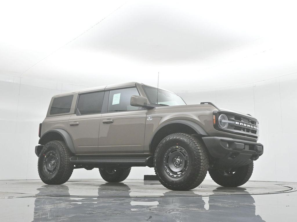 new 2025 Ford Bronco car, priced at $57,175