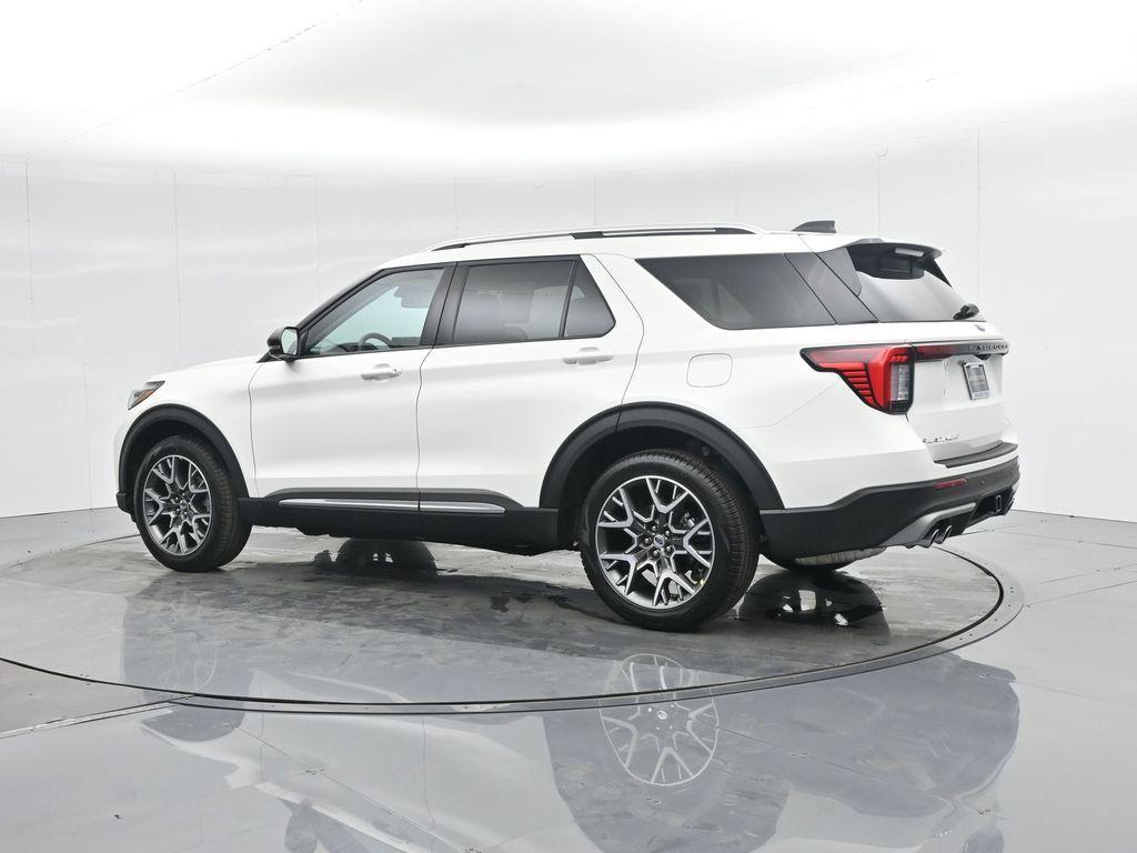 new 2025 Ford Explorer car, priced at $61,095