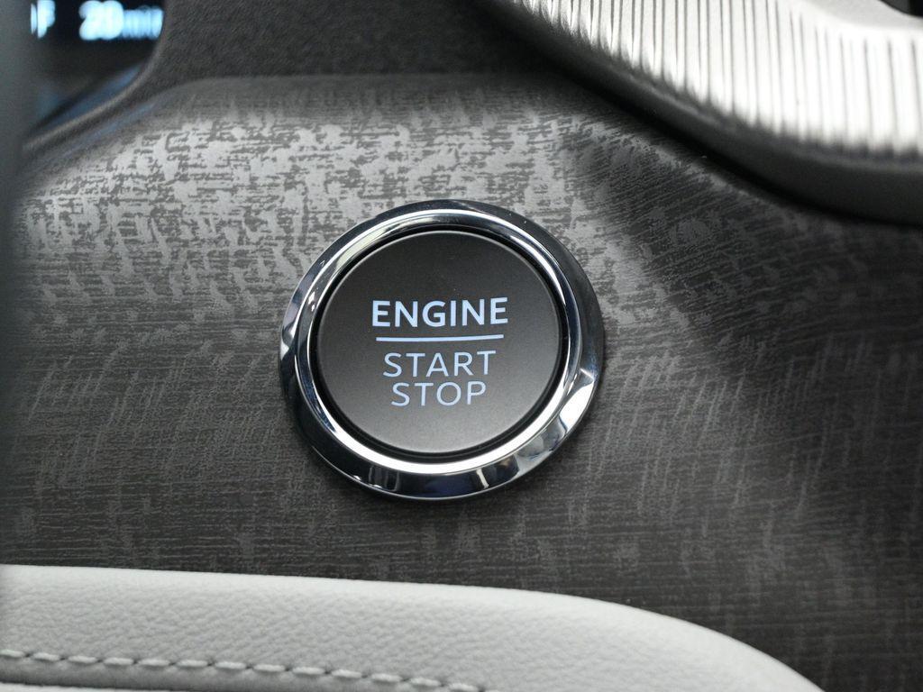 new 2025 Ford Explorer car, priced at $61,095