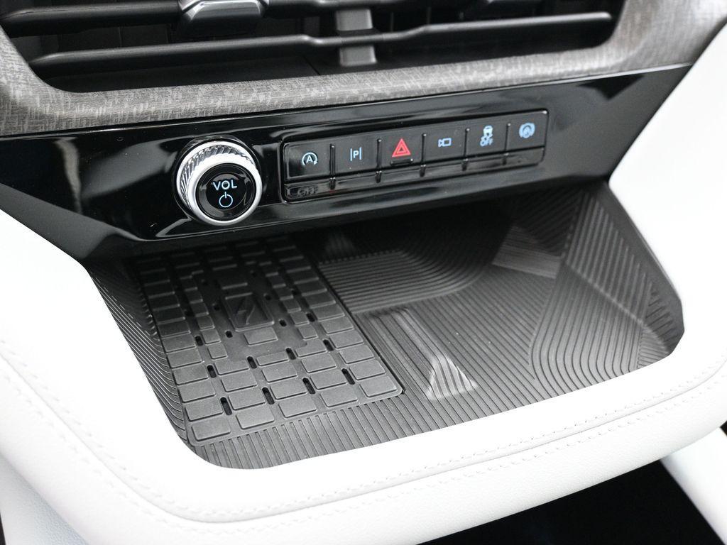 new 2025 Ford Explorer car, priced at $61,095