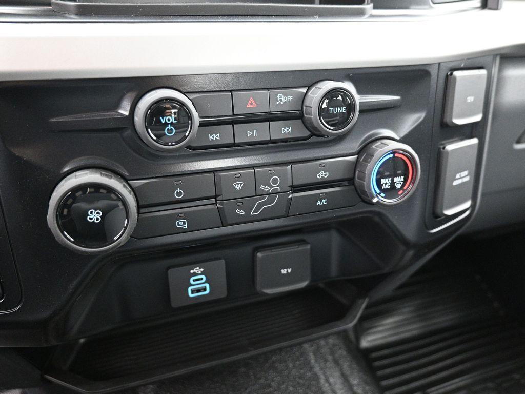 new 2025 Ford F-250 car, priced at $64,235