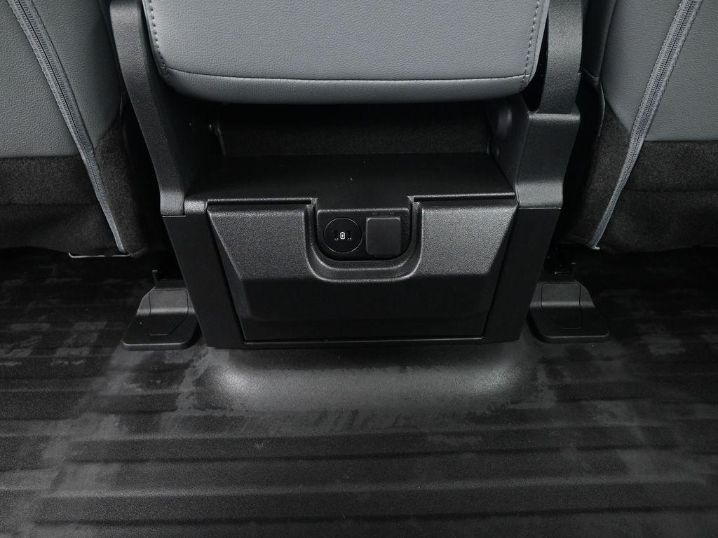 new 2025 Ford F-150 car, priced at $49,815
