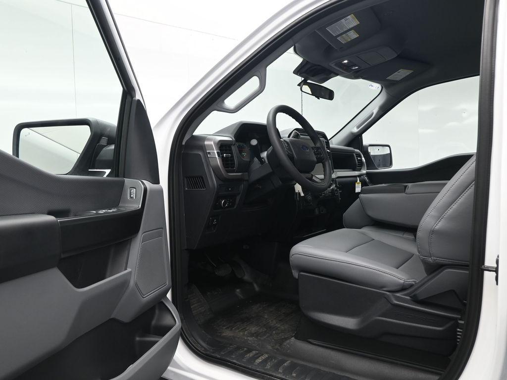 new 2025 Ford F-150 car, priced at $49,815