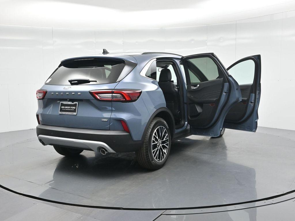 new 2025 Ford Escape car, priced at $38,872
