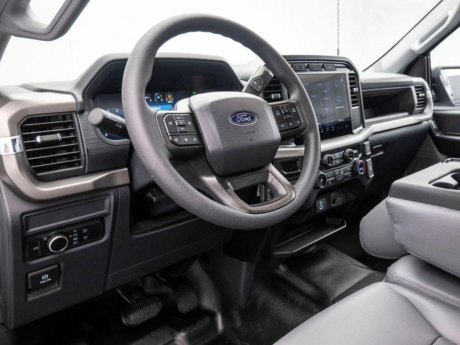 new 2024 Ford F-150 car, priced at $45,615