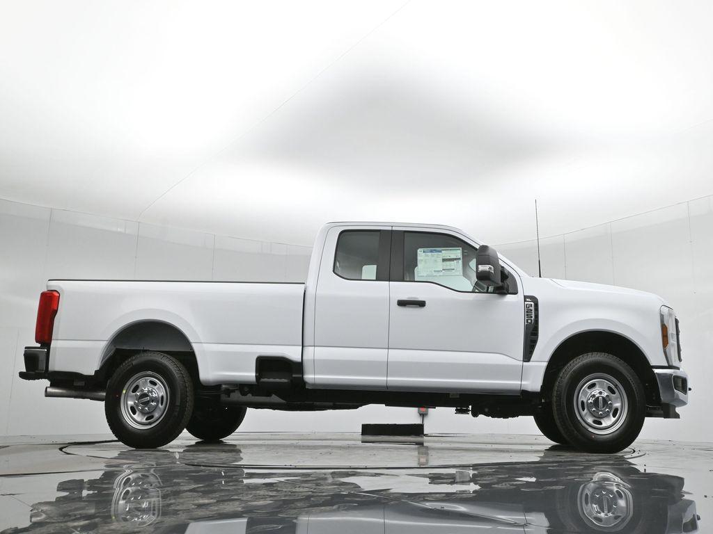 new 2024 Ford F-250 car, priced at $49,900