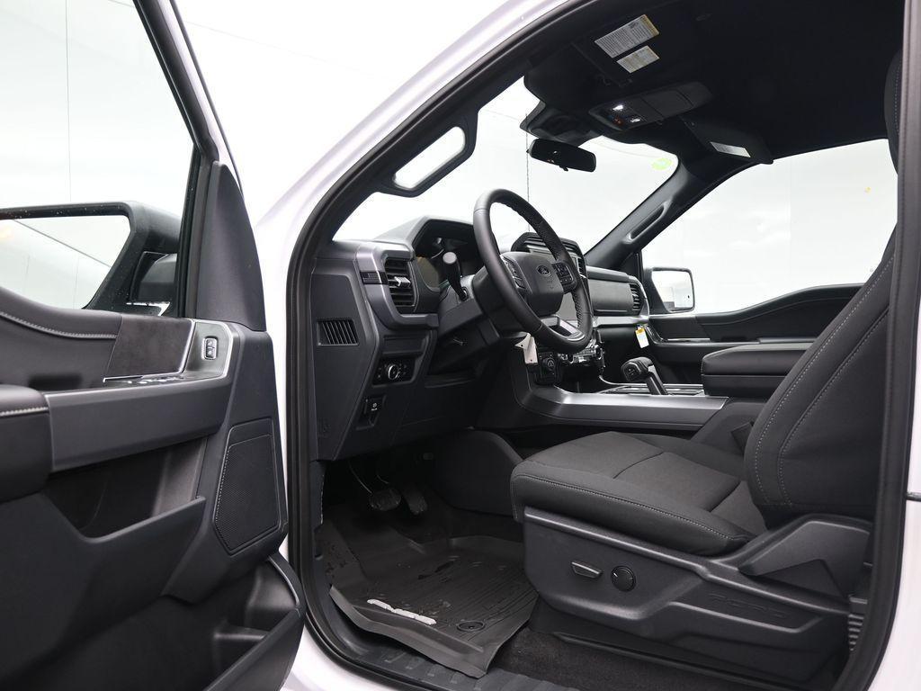 new 2025 Ford F-150 car, priced at $55,163