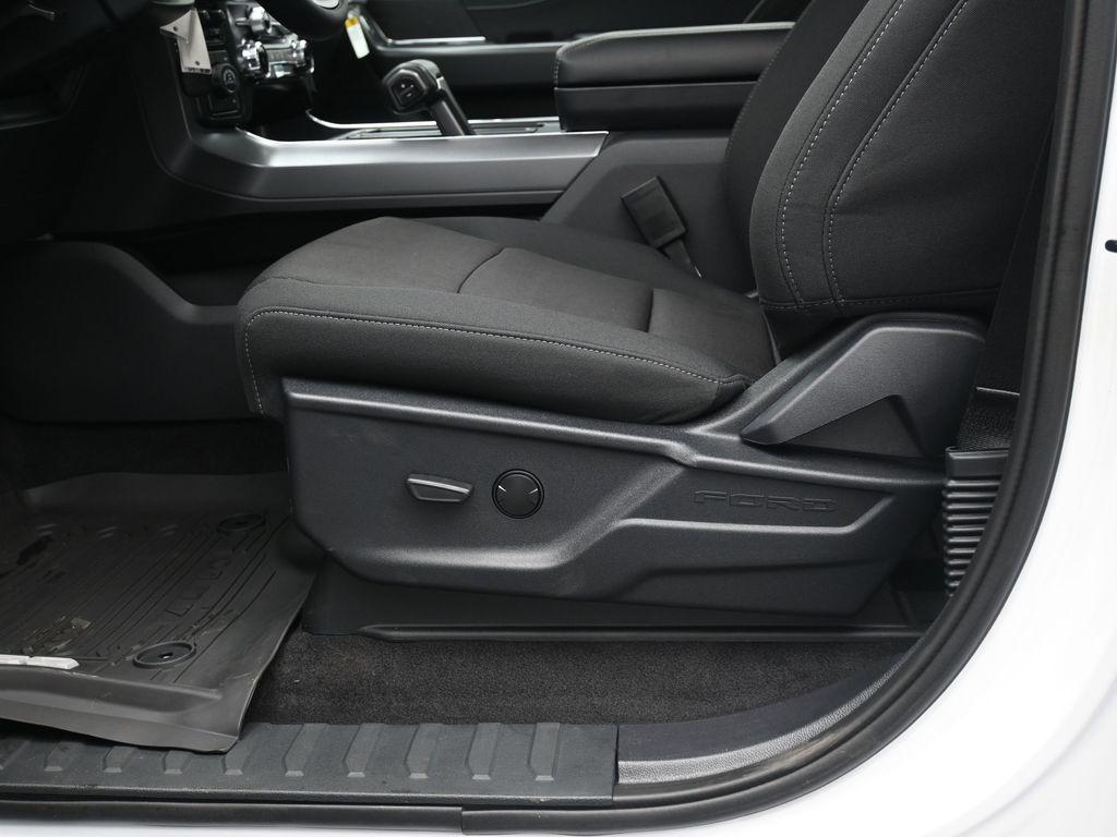 new 2025 Ford F-150 car, priced at $55,163