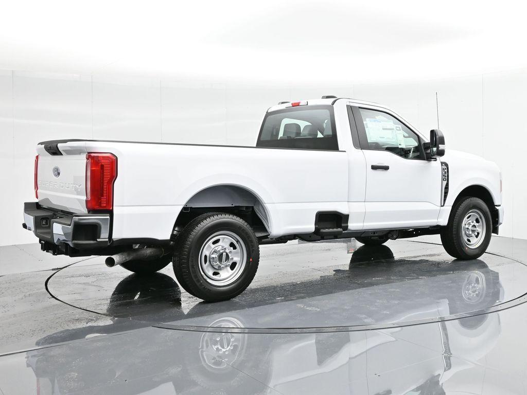 new 2024 Ford F-350 car, priced at $49,200