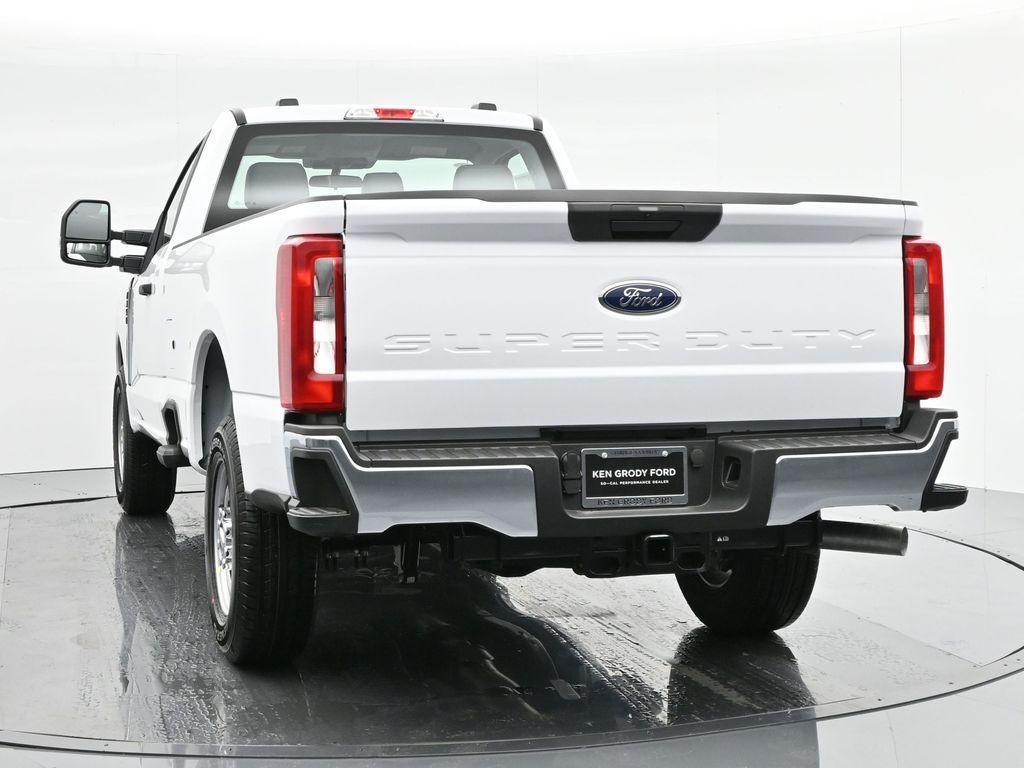 new 2024 Ford F-350 car, priced at $49,200