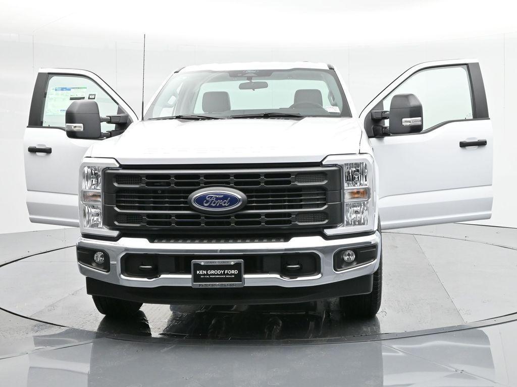 new 2024 Ford F-350 car, priced at $49,200