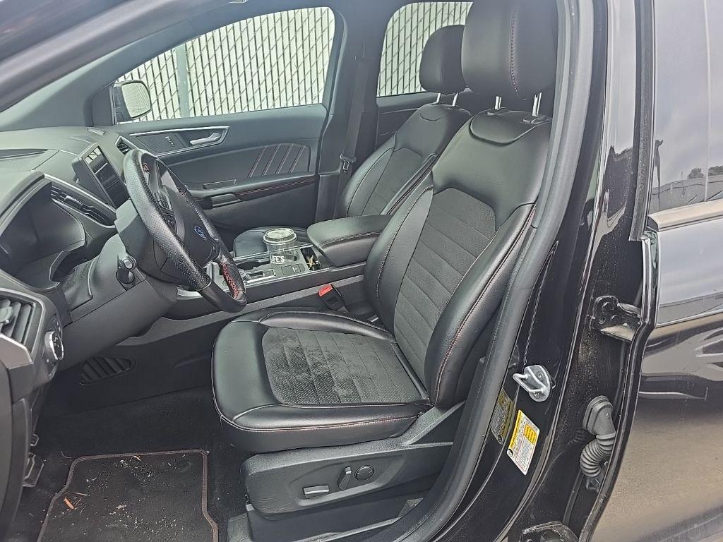 used 2022 Ford Edge car, priced at $28,500