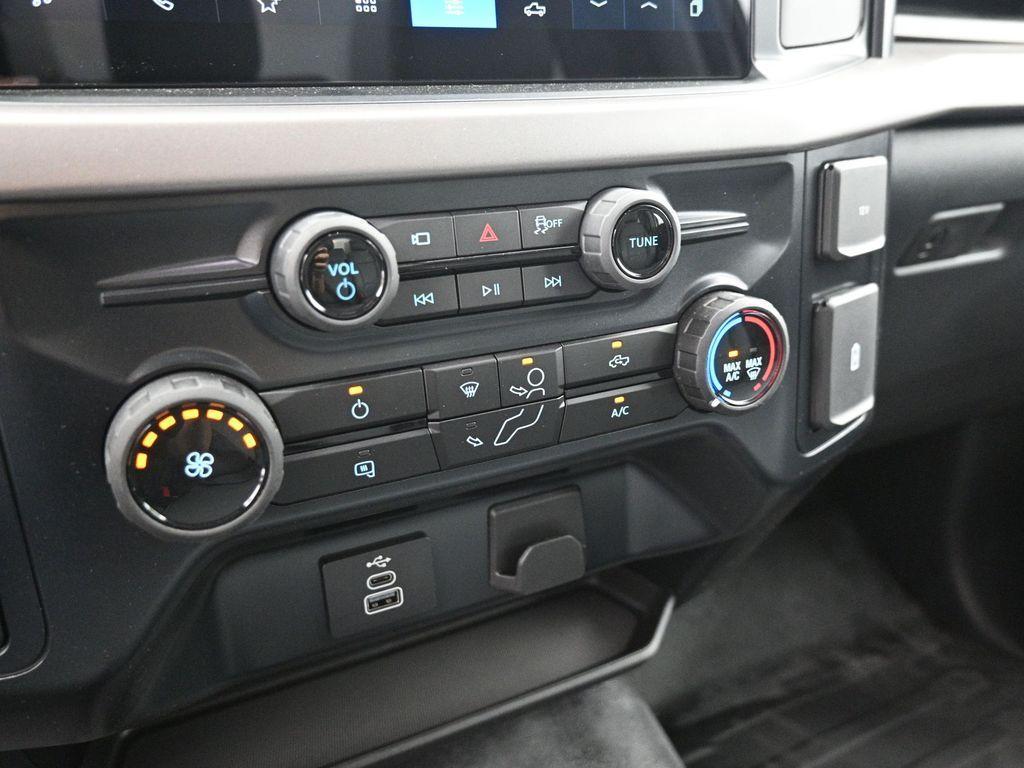 new 2025 Ford F-150 car, priced at $47,011