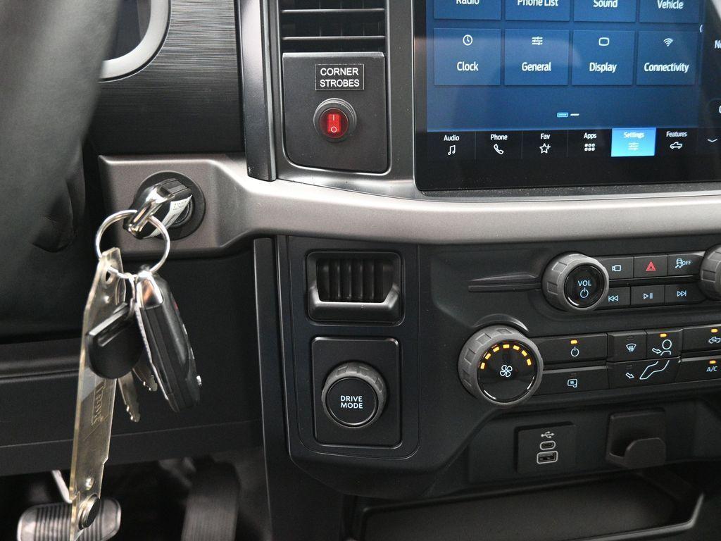 new 2025 Ford F-150 car, priced at $47,011