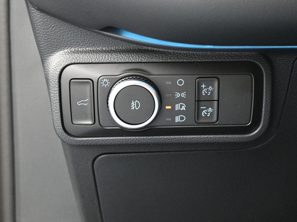 new 2025 Ford Explorer car, priced at $61,405