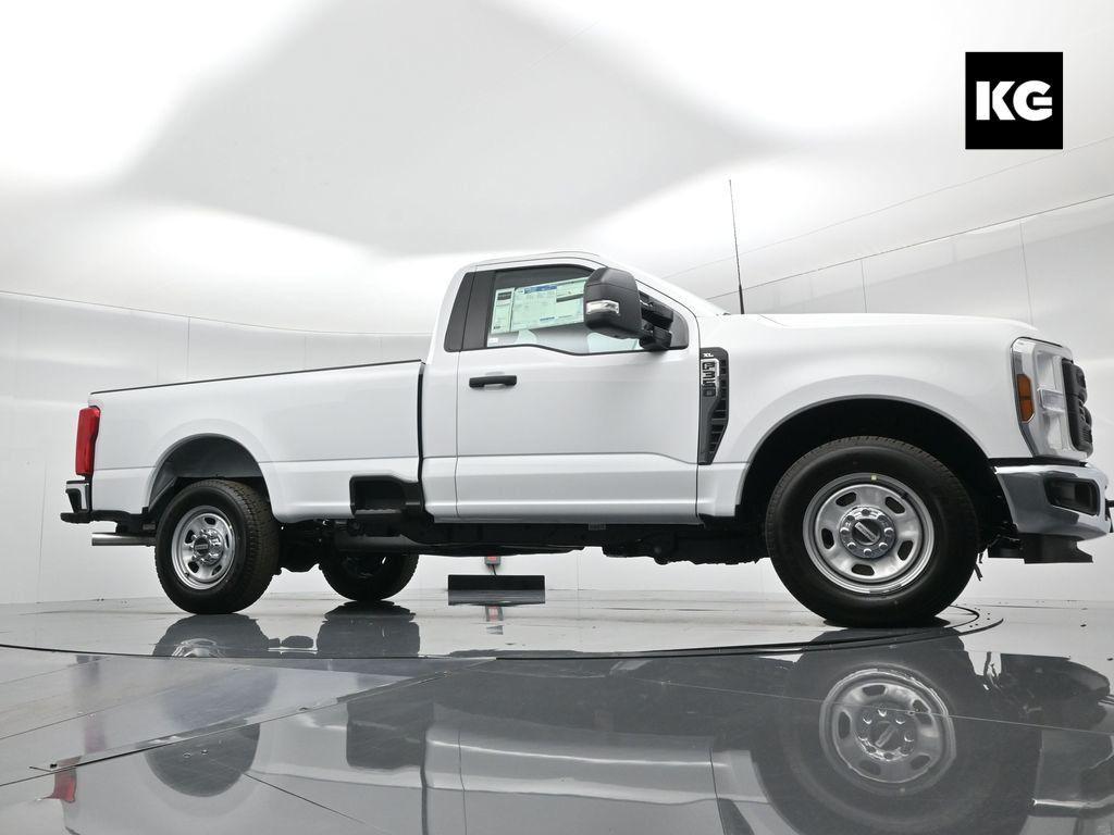 new 2024 Ford F-350 car, priced at $42,773