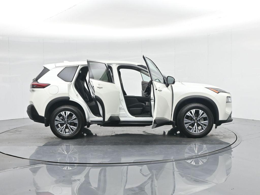 used 2021 Nissan Rogue car, priced at $19,100