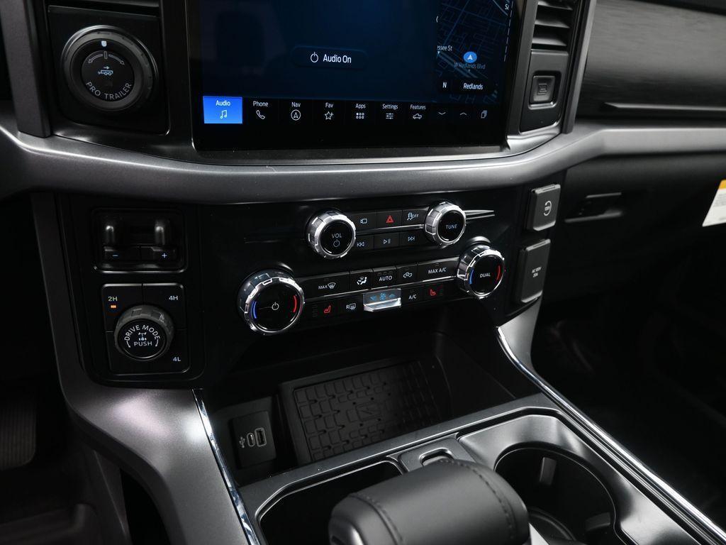 new 2025 Ford F-150 car, priced at $59,360