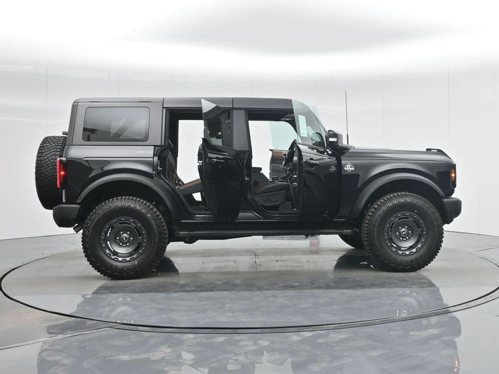 new 2024 Ford Bronco car, priced at $61,220