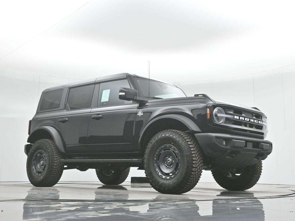 new 2024 Ford Bronco car, priced at $61,220