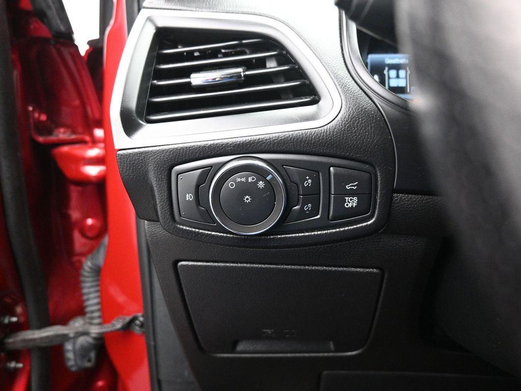 used 2022 Ford Edge car, priced at $22,700