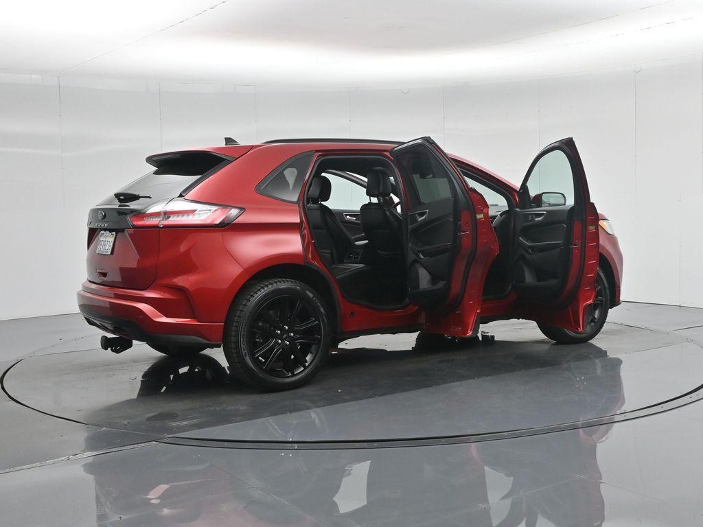 used 2022 Ford Edge car, priced at $22,700